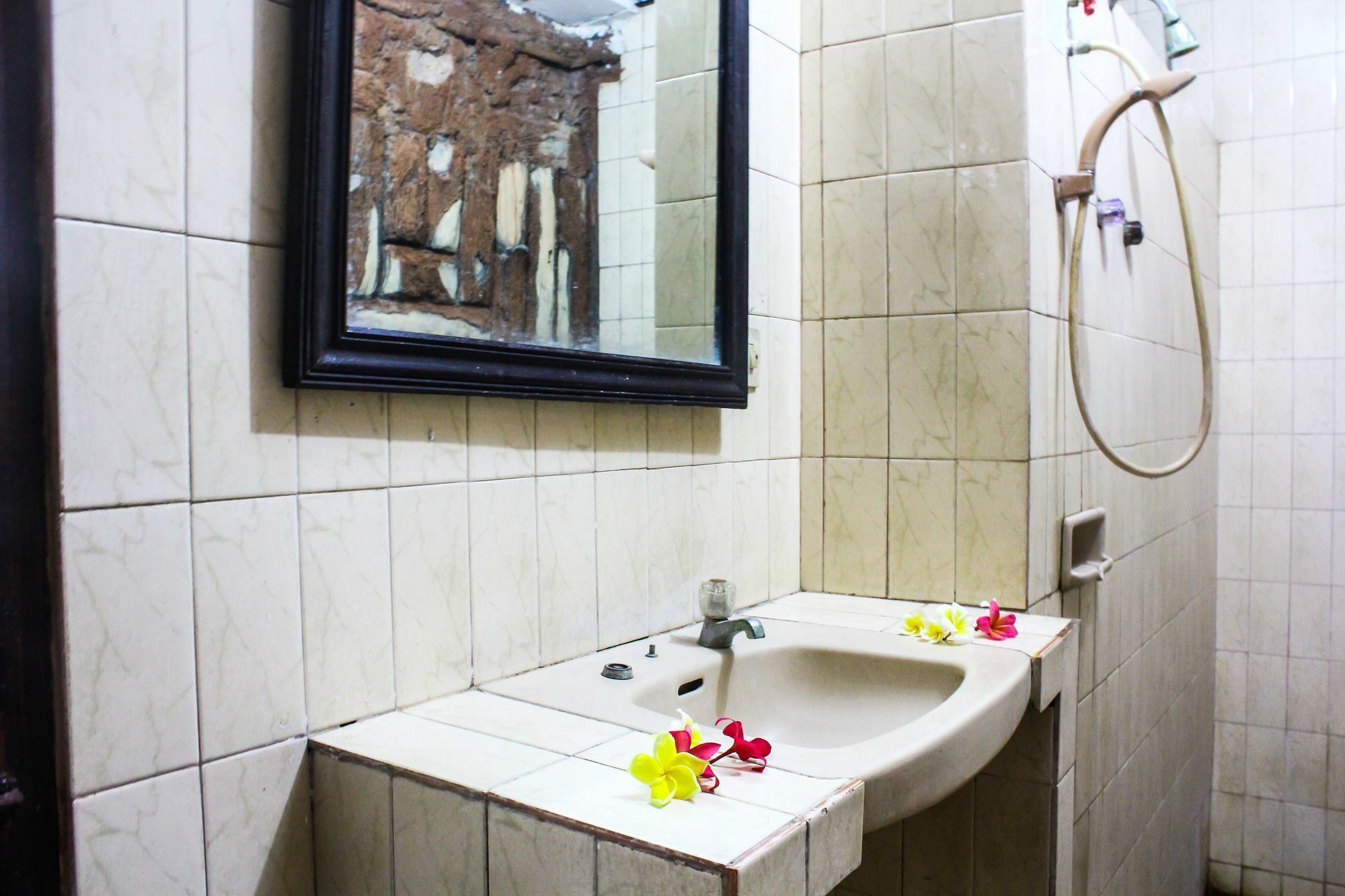 Berlian Inn Kuta Lombok Εξωτερικό φωτογραφία